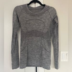 Swiftly Tech Lululemon Long Sleeve Normal Length